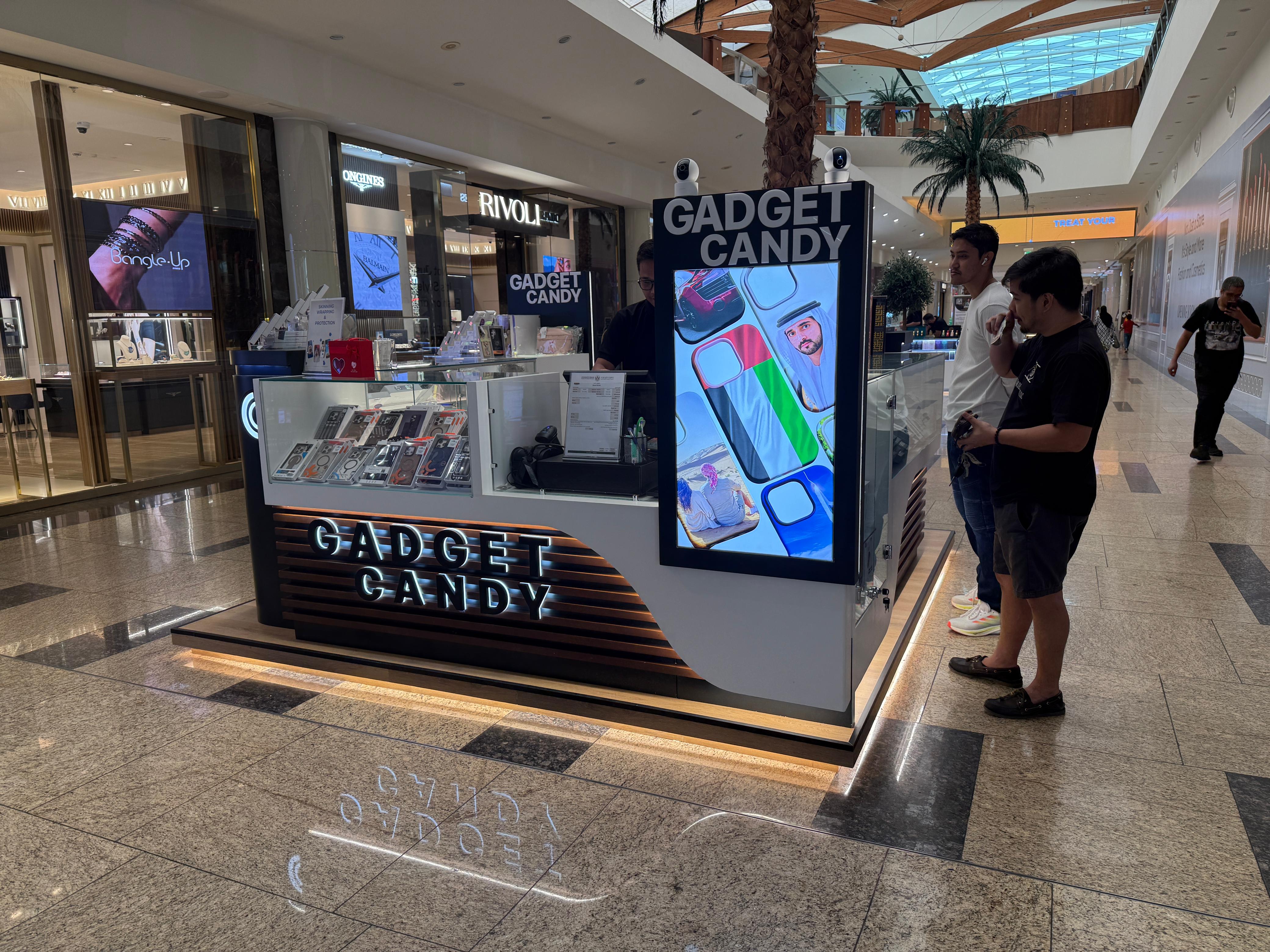 Gadget Candy — service counter — Al Ghurair / Sahara Centre