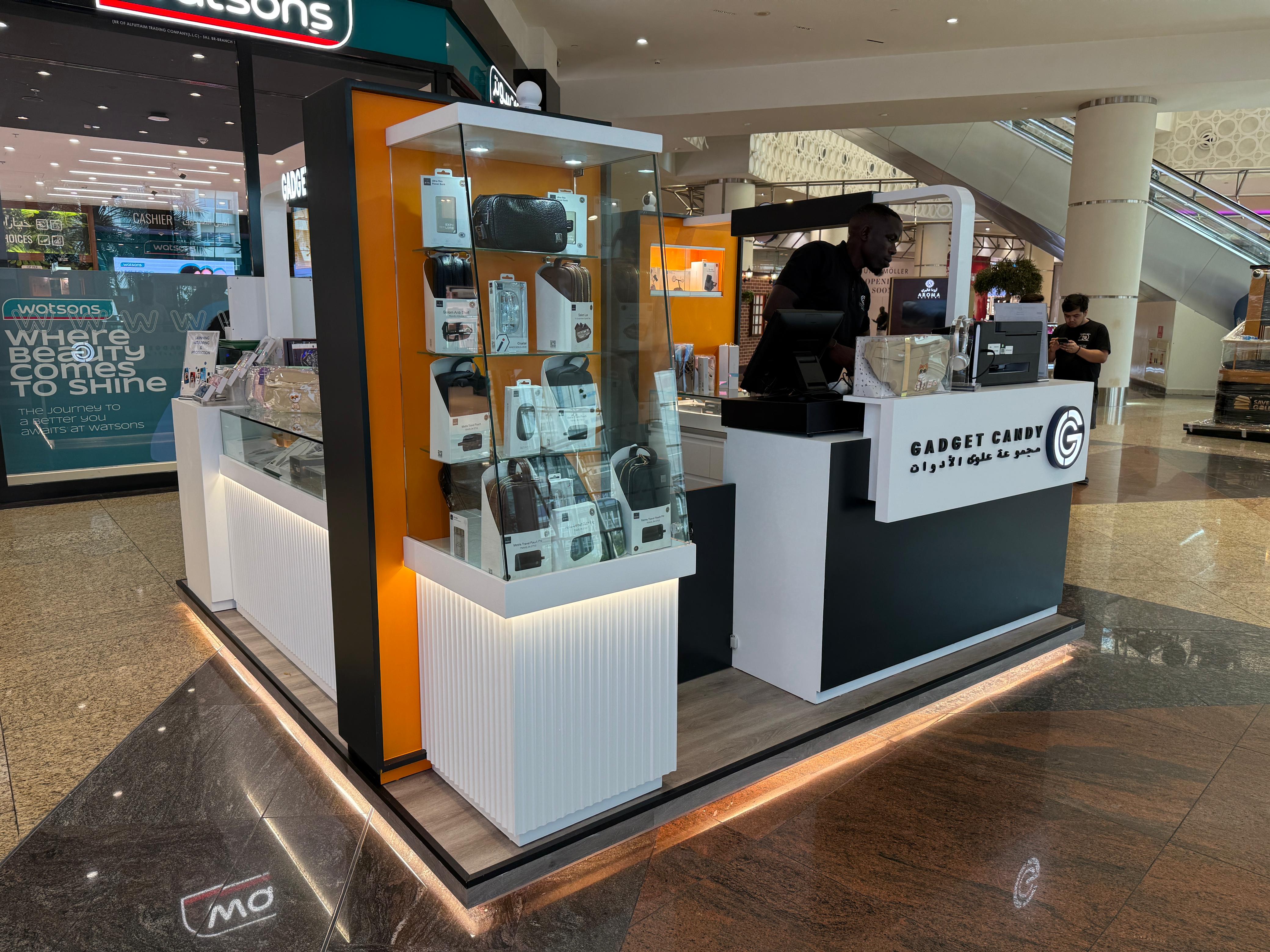 Gadget Candy — store entrance — Al Ghurair / Sahara Centre